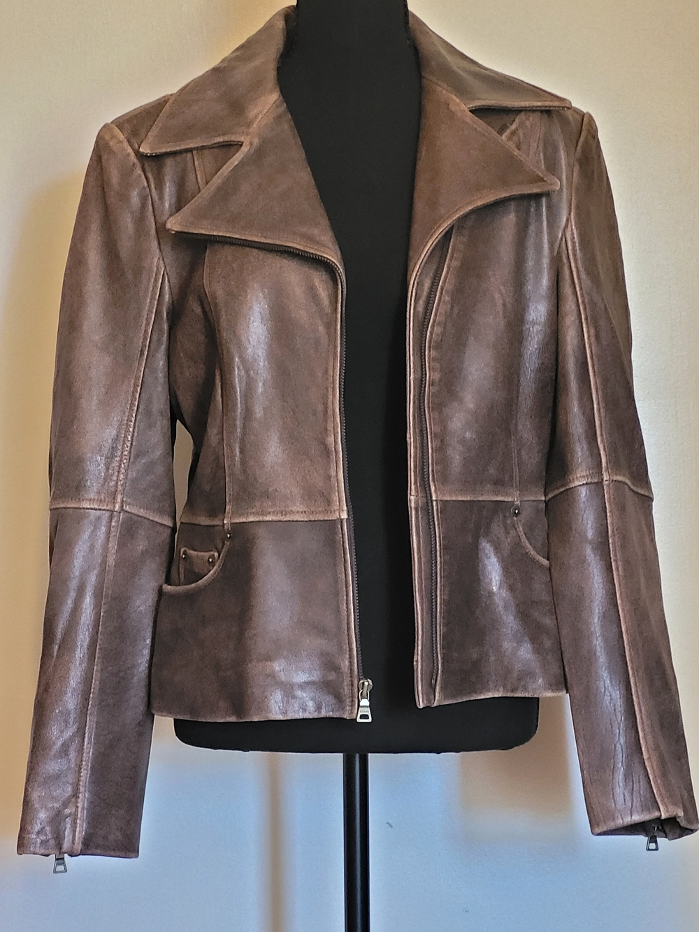 Guess Vintage Y2K Leather Moto Biker Jacket Womens Large Floral Lining EUC